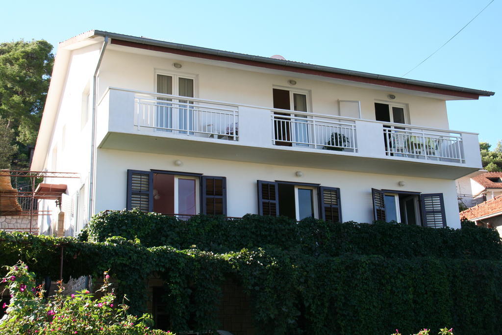 Apartments Goic Jelsa  Zewnętrze zdjęcie