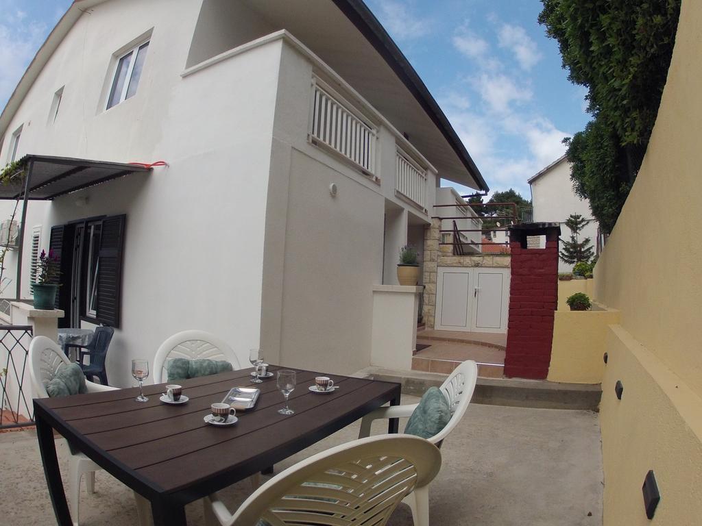 Apartments Goic Jelsa  Zewnętrze zdjęcie