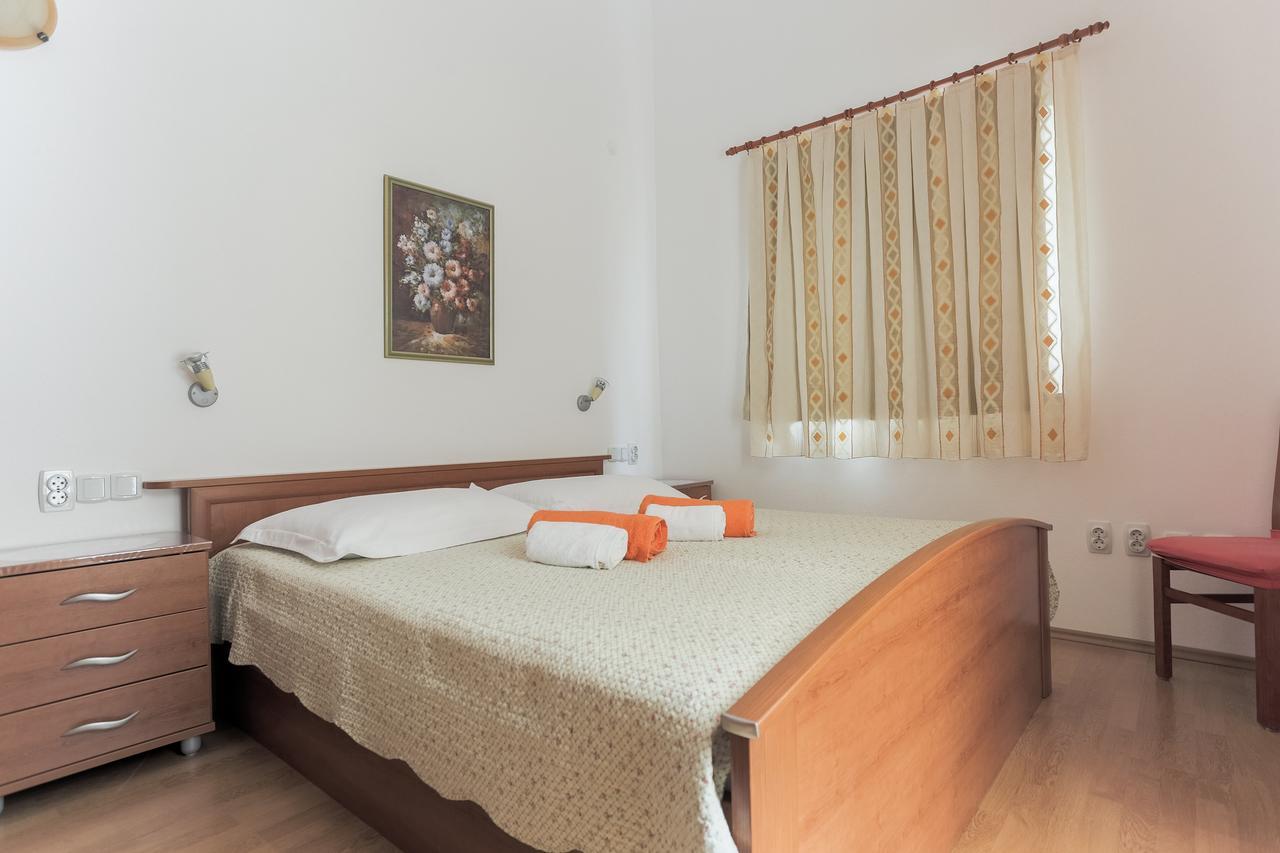 Apartments Goic Jelsa  Zewnętrze zdjęcie
