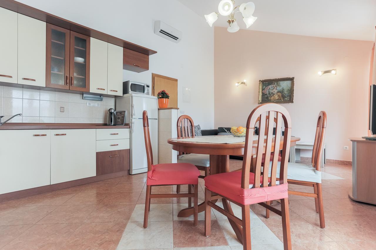 Apartments Goic Jelsa  Zewnętrze zdjęcie