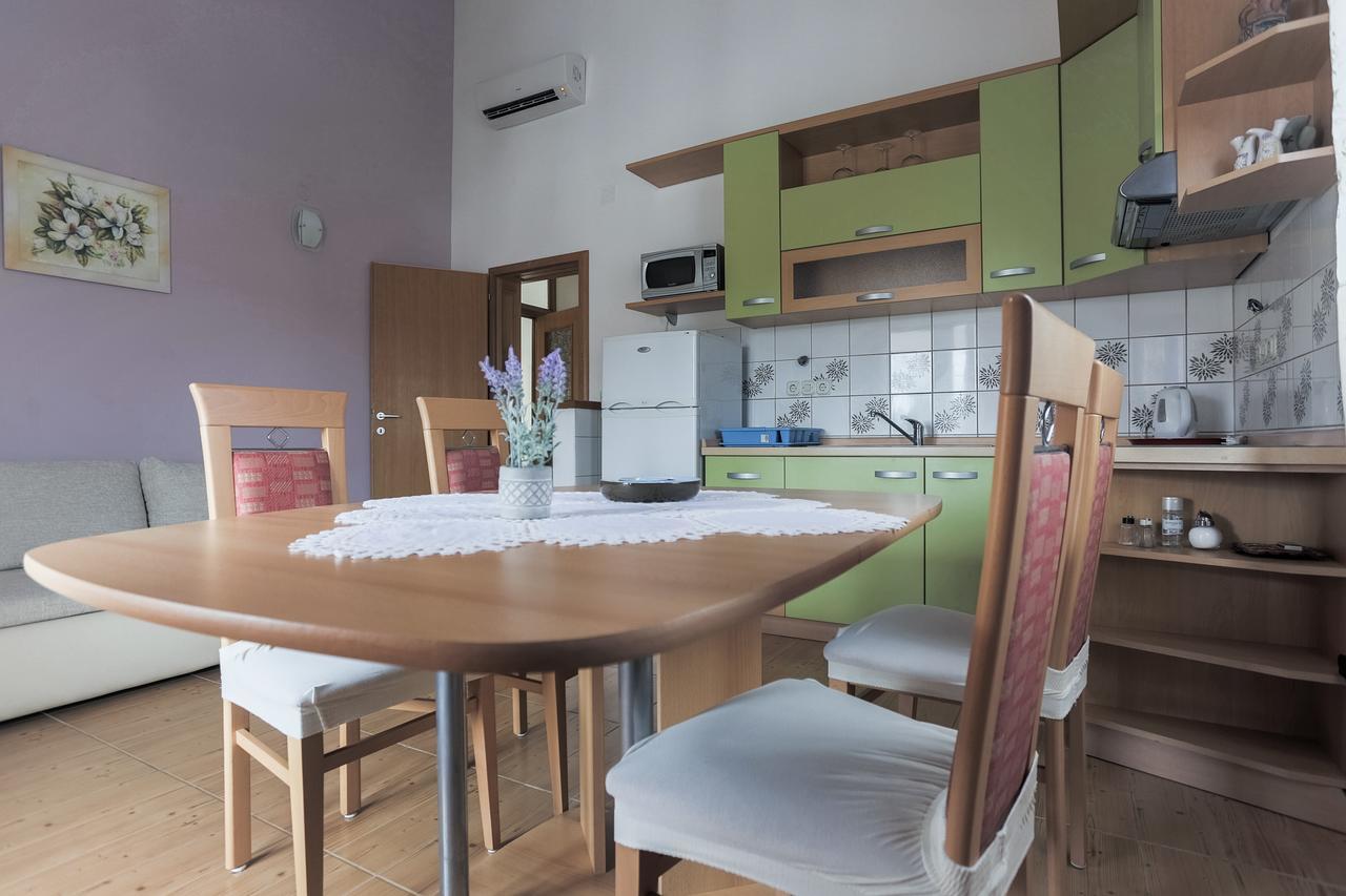 Apartments Goic Jelsa  Zewnętrze zdjęcie