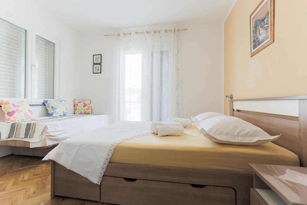 Apartments Goic Jelsa  Zewnętrze zdjęcie