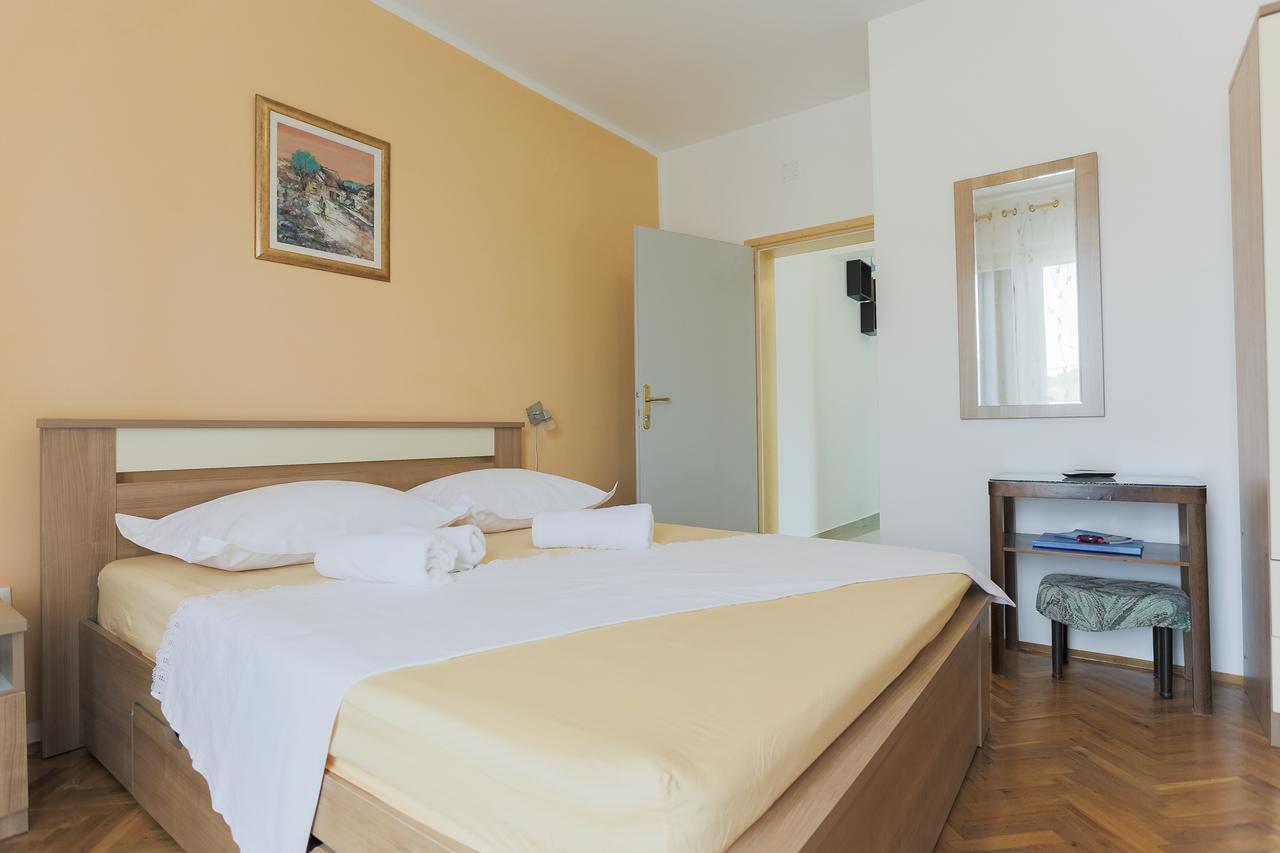 Apartments Goic Jelsa  Zewnętrze zdjęcie
